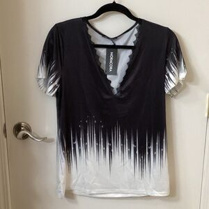 Noracora Black and White Gradient Women's Tee